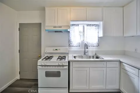2154 E 14th St, Long Beach, CA 90804 photo 5