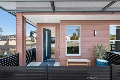 Exterior - 648 E Fourth St, Pomona, CA 91766 photo 2 of 2