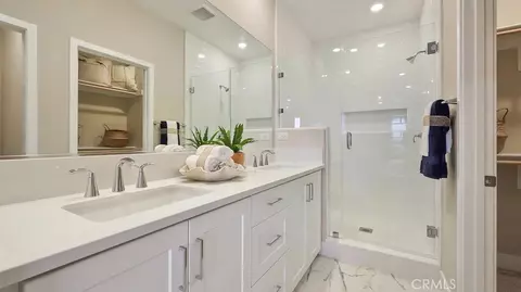 Bath - 1831 Lychee St, Fullerton, CA 92835 photo 1 of 2