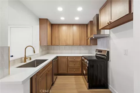25761 Le Parc #9, Lake Forest, CA 92630