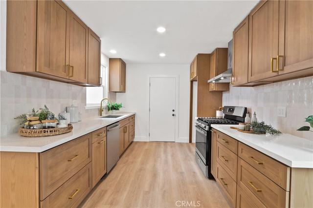 802 Bejay Pl, San Pedro, CA 90731