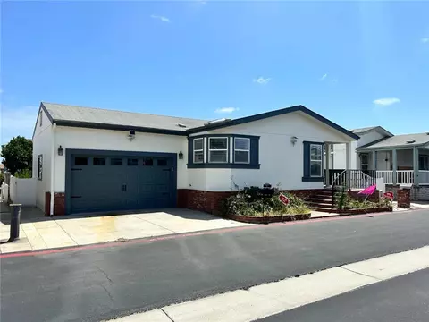 9850 Garfield Ave #95, Huntington Beach, CA 92646