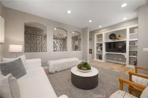 Living - 9 Modesto, Irvine, CA 92602 photo 6 of 6
