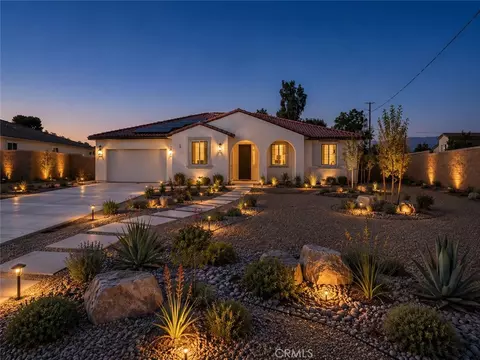 26694 Oasis Ln, Redlands, CA 92373