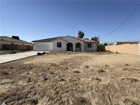26694 Oasis Ln, Redlands, CA 92373 photo 2