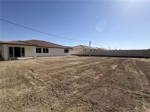 26694 Oasis Ln, Redlands, CA 92373 photo 4