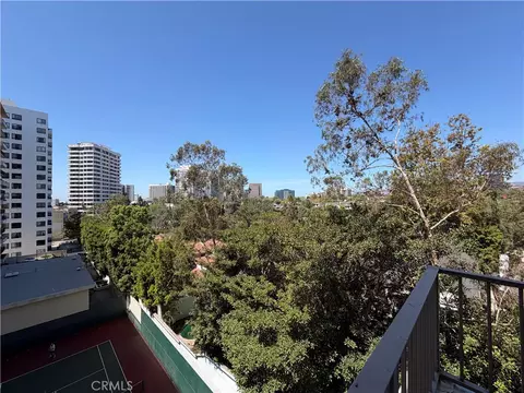10501 Wilshire #814, Los Angeles, CA 90024