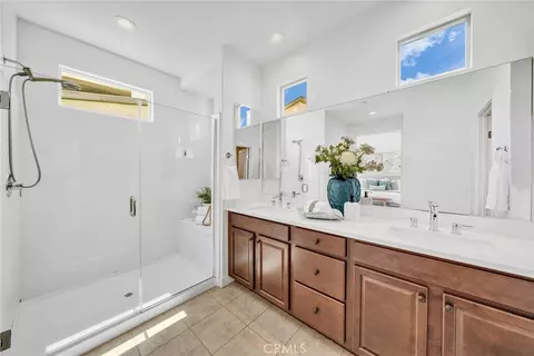 Bath - 115 Masterpiece, Irvine, CA 92618 photo 3 of 3