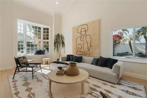 17182 Hillside Cir, Huntington Beach, CA 92649