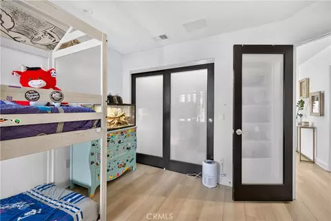 Bedroom - 330 Ultimo Ave, Long Beach, CA 90814 photo 6 of 6