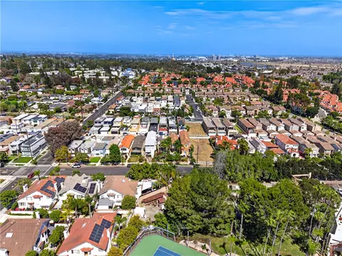 View/Area - 330 Ultimo Ave, Long Beach, CA 90814 photo 2 of 4