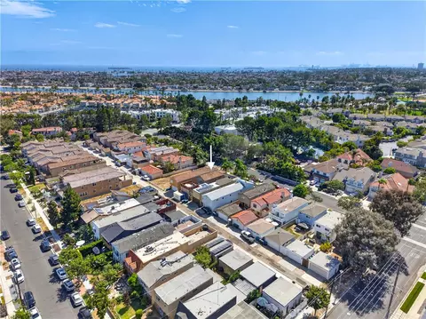 View/Area - 330 Ultimo Ave, Long Beach, CA 90814 photo 1 of 4