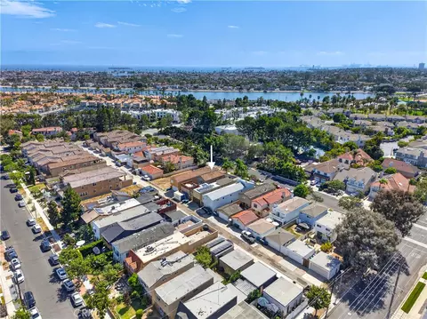 View/Area - 330 Ultimo Ave, Long Beach, CA 90814 photo 1 of 4