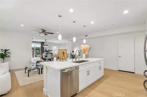 617 Rockefeller, Irvine, CA 92612 photo 9