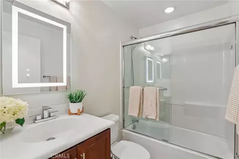 617 Rockefeller, Irvine, CA 92612 photo 14