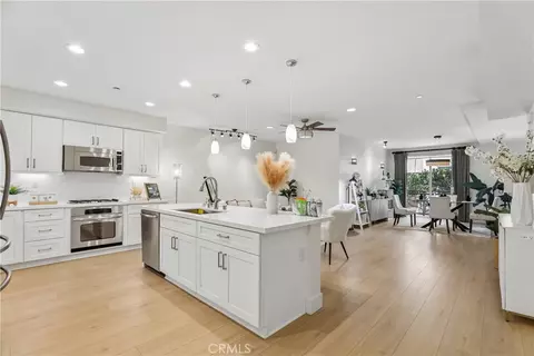 617 Rockefeller, Irvine, CA 92612 photo 8