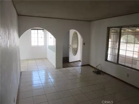 11540 5th, Hesperia, CA 92345 photo 8