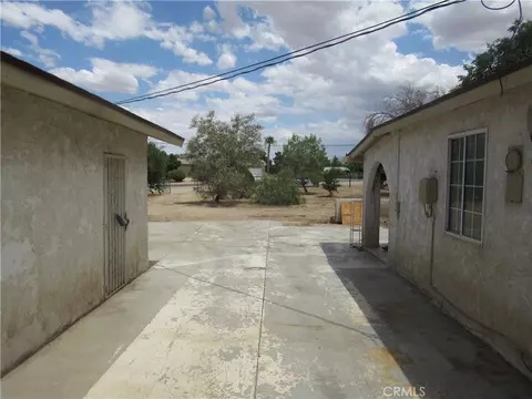 11540 5th, Hesperia, CA 92345 photo 22