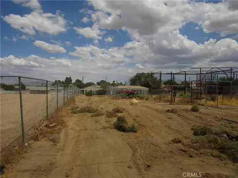 11540 5th, Hesperia, CA 92345 photo 31