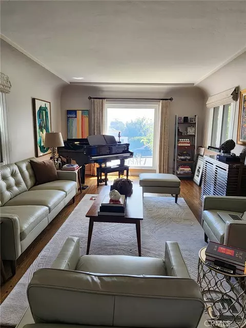 3647 Hyacinth, San Diego, CA 92106
