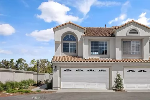 122 Almador, Irvine, CA 92614