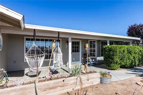 8650 Cowberry, Phelan, CA 92371 photo 6