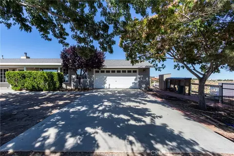 8650 Cowberry, Phelan, CA 92371 photo 3