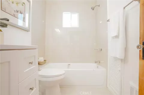 Bath - 38 Dudley Ave, Venice, CA 90291 photo 5 of 5