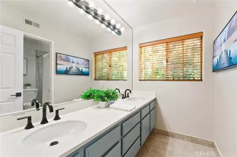Bath - 8227 E Candleberry Cir, Orange, CA 92869 photo 3 of 4