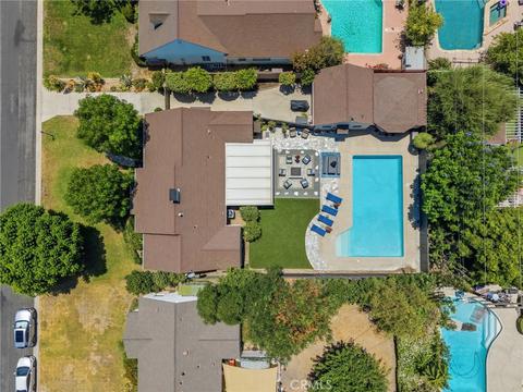 6951 Chisholm, Van Nuys, CA 91406
