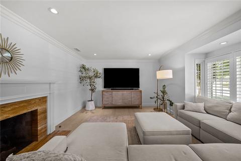 Living - 6951 Chisholm, Van Nuys, CA 91406 photo 1 of 5