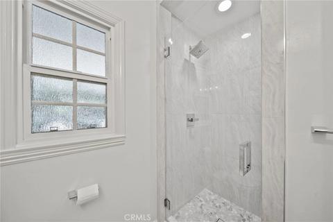 Bath - 6951 Chisholm, Van Nuys, CA 91406 photo 2 of 6