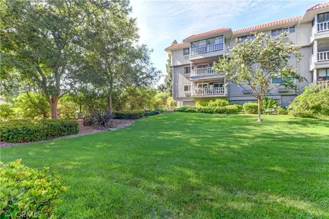 2404 Via Mariposa W #3D, Laguna Woods, CA 92637
