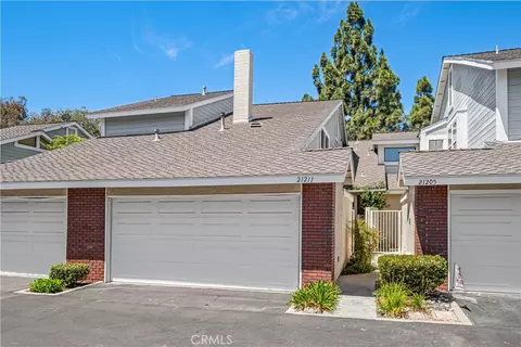 21211 Serra Vis, Lake Forest, CA 92630