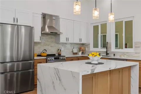 56 Calle Cadiz #R, Laguna Woods, CA 92637