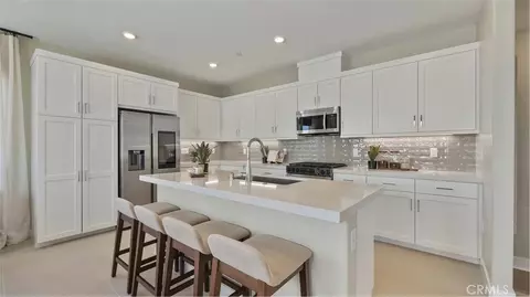 26862 Serif Pl, Valencia, CA 91381