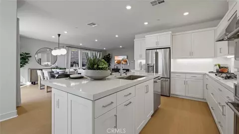 684 Guy Turner Dr, Camarillo, CA 93010
