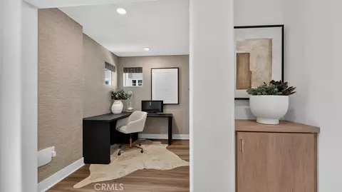 Entry Way - 500 Park Dr #21, Carson, CA 90745 photo 1 of 1