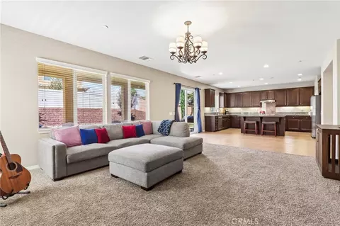 Living - 44228 Nighthawk, Temecula, CA 92592 photo 1 of 2