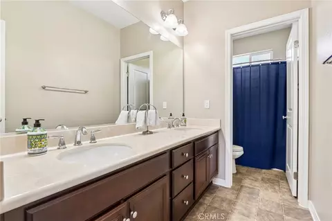 Bath - 44228 Nighthawk, Temecula, CA 92592 photo 4 of 5