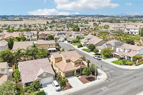 View/Area - 44228 Nighthawk, Temecula, CA 92592 photo 3 of 16