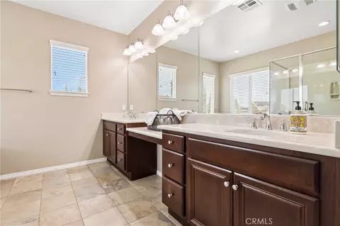 Entry Way - 44228 Nighthawk, Temecula, CA 92592 photo 4 of 5