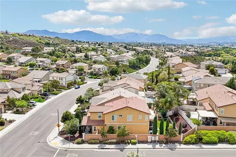 View/Area - 44228 Nighthawk, Temecula, CA 92592 photo 2 of 16