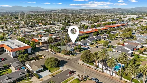 View/Area - 515 E Hoover, Orange, CA 92867 photo 2 of 3