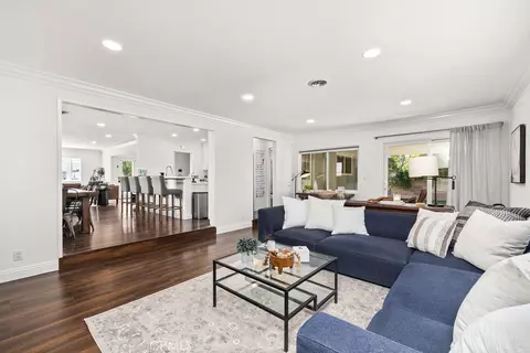 Living - 515 E Hoover, Orange, CA 92867 photo 4 of 5