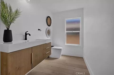 Bath - 6 Recodo, Irvine, CA 92620 photo 1 of 5