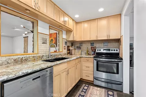 23821 Hillhurst Dr #4, Laguna Niguel, CA 92677