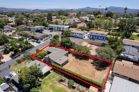 View/Area - 1935 S Broadway, Escondido, CA 92025 photo 8 of 9
