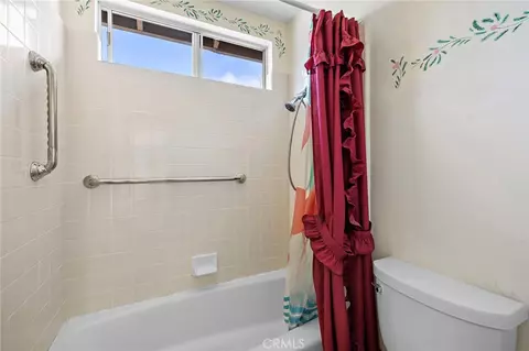 Bath - 1012 Las Posas, San Clemente, CA 92673 photo 5 of 5