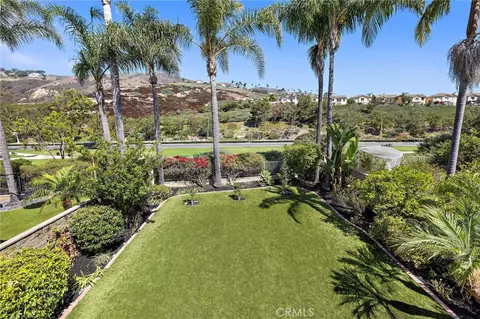Exterior - 1012 Las Posas, San Clemente, CA 92673 photo 5 of 9